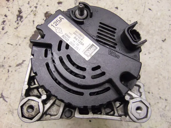 Vaihtovirtageneraattori Renault Megane II 1.9DCI image 7