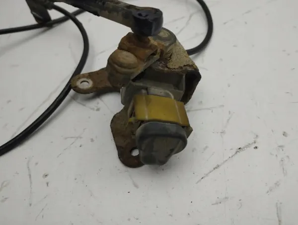 Sensor de nível dianteiro esquerdo OEM A2045450526 Mercedes-Benz image 3