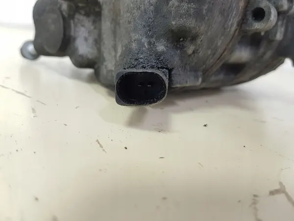 Compressore aria condizionata AUDI A6 C6 2.0 TDI OEM image 8