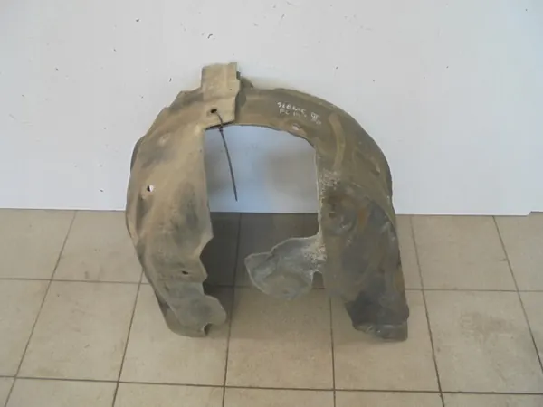 Etupolvi oikea OEM Renault Scenic III 2014 image 2