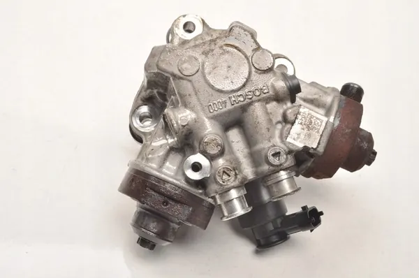 VOLVO S80 II V70 2.0 D3 Kraftstoffpumpe 31372081 image 6