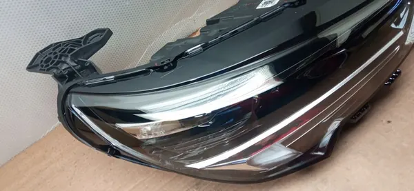 Oikea ajovalo OPEL CORSA F LUX LED OE 1653233380 image 3