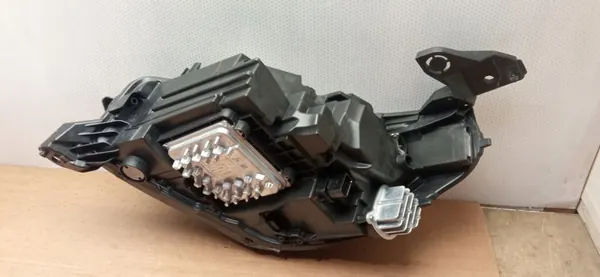 Oikea ajovalo OPEL CORSA F LUX LED OE 1653233380 image 9