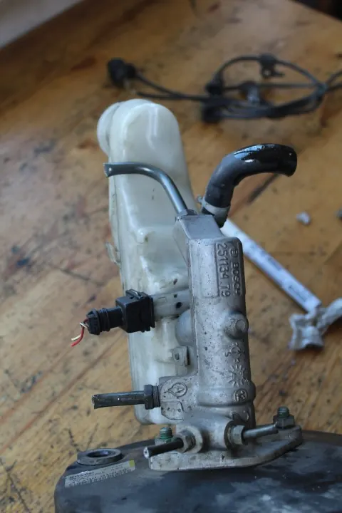 Toyota OEM Rempomp met ESP voor Corolla Verso II image 5