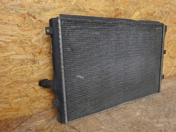 Vattenkylare AUDI A3 8P GOLF V LEON II 2.0 TDI 1K0121251N image 2