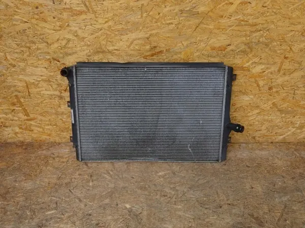 Vattenkylare AUDI A3 8P GOLF V LEON II 2.0 TDI 1K0121251N image 4