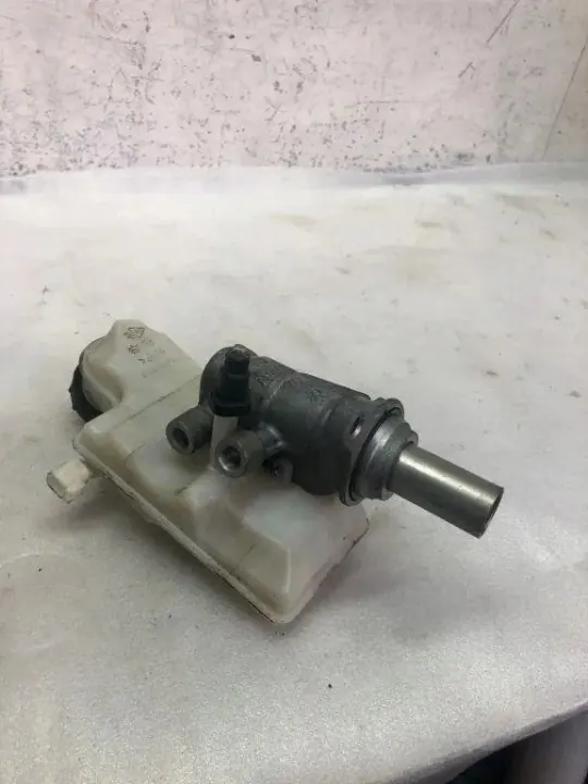 Begagnad Volvo OE bromscylinder OEM 31362931 image 3