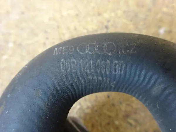 AUDI A4 B6 1.8T Vesiletkua 06B121058BD image 2