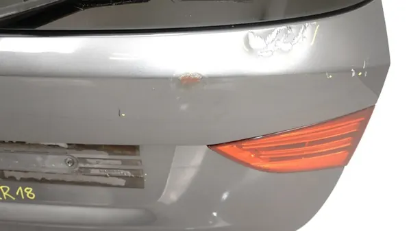 BMW X1 E84 Baklucka OEM 360180197 - Begagnad image 7