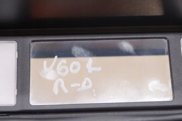 OEM vasen aurinkovarjo R Design Volvo V60 I Lift image 4