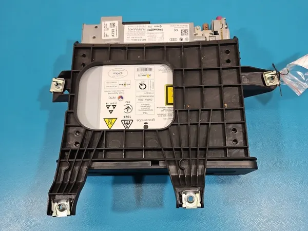 Lecteur Navigation Audi A4 B9 OEM 8W5035880A image 3