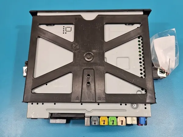 Lecteur Navigation Audi A4 B9 OEM 8W5035880A image 9
