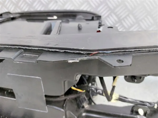 Reposabrazos consola central Ford Mondeo MK5 ES73-F043B04-A image 4