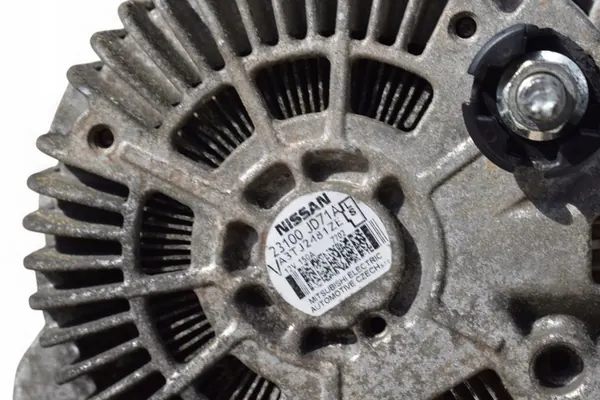 Vaihtovirtageneraattori Nissan Qashqai 2.0 DCI image 6