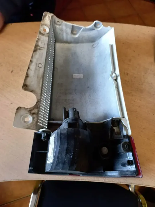 Opel Meriva A Höger Bakre Dimljus 13196006 image 6