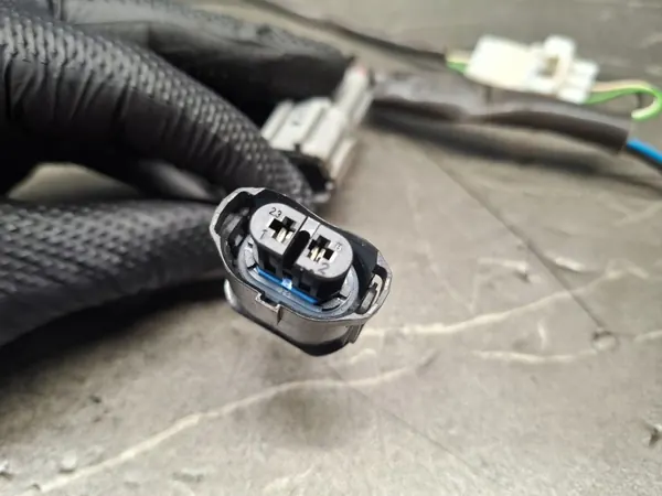 instalcja lampy Linker Frontscheinwerfer für Nissan Micra K14 image 6