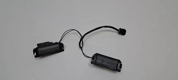 Luz de matrícula OEM 92501-Q00 izquierda/derecha Hyundai i20 image 4