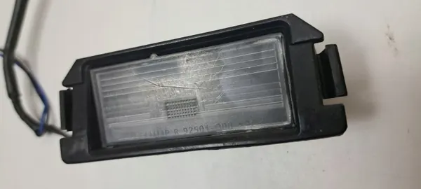 Luz de matrícula OEM 92501-Q00 izquierda/derecha Hyundai i20 image 6
