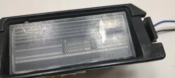 Luz de matrícula OEM 92501-Q00 izquierda/derecha Hyundai i20 image 7