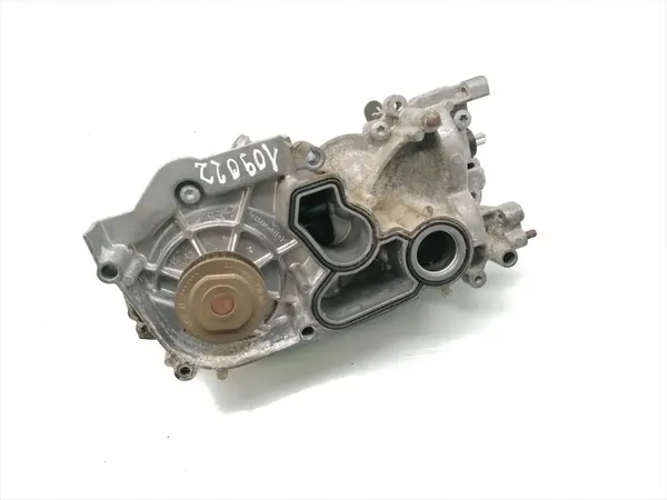 Vattenpump Skoda Octavia 1.5 TSI 2018 05E121111G image 3