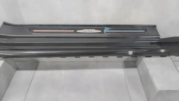 Rechter dorpelbeschermer OEM 114129-10 MINI F56 image 5