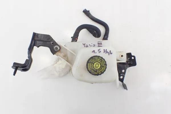 Depósito de líquido de frenos OEM 47220-0D181 Toyota Yaris image 3