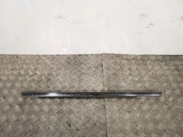 Jeep OE FOB20215 Bakrutslist - Begagnad image 2