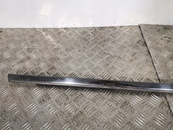 Jeep OE FOB20215 Bakrutslist - Begagnad image 4