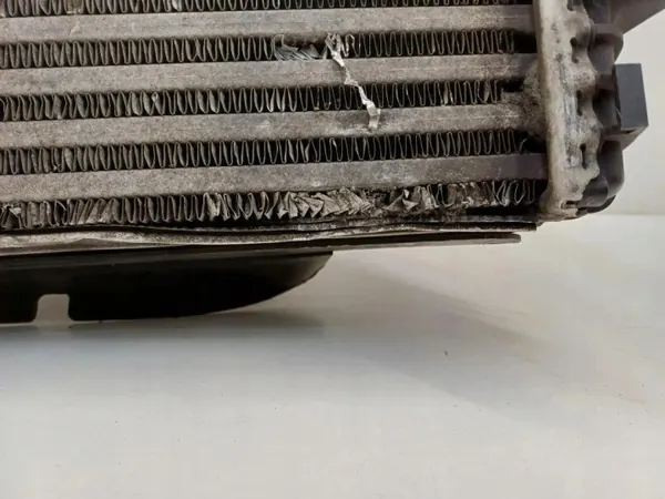 Porsche Cayenne 7P Linker Ladeluftkühler OEM 7L6145803D image 6