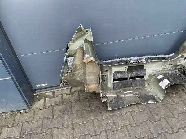 SKODA FABIA III HB PAS TYLNY - Hinterachse Gebraucht image 9
