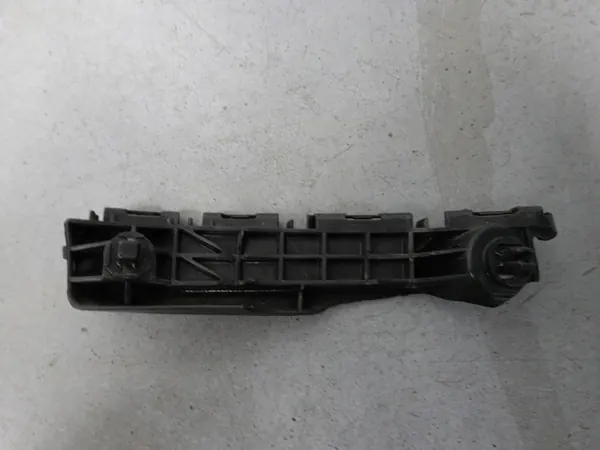 TOYOTA YARIS III LIFT Supporto paraurti anteriore sinistro OEM image 2