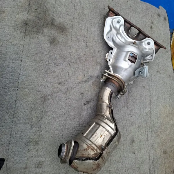 Catalyseur OEM AEE AEL pour Mitsubishi Outlander image 6