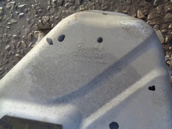 Polttoainesäiliö OEM BAK ZBIORNIK PALIWA MAZDA V 5 image 4