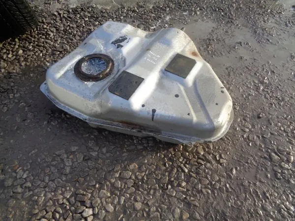 Polttoainesäiliö OEM BAK ZBIORNIK PALIWA MAZDA V 5 image 5
