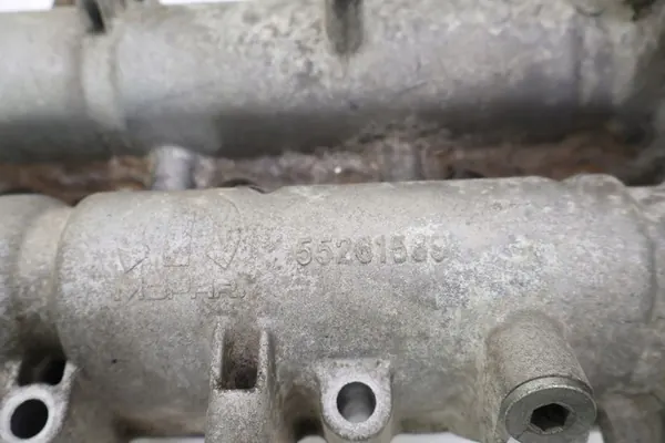 JEEP CHEROKEE KL 2.2 MTJ Tampa de válvulas 55268353 image 2