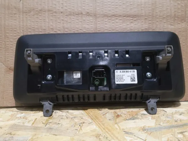 Mercedes W206 Navigationsdisplay OEM A2069004109 EU image 5