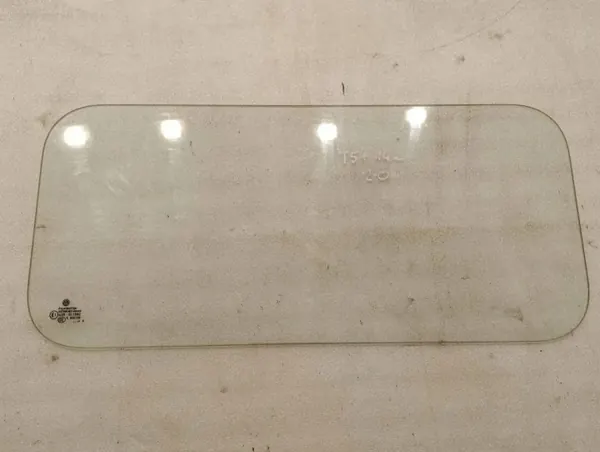 Vitre arrière VW Multivan V d'occasion OEM E000199 2014 image 4