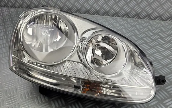 Vasen etuvalaisin VW GOLF V 2003-2009 image 4