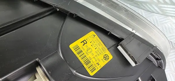 Vasen etuvalaisin VW GOLF V 2003-2009 image 8