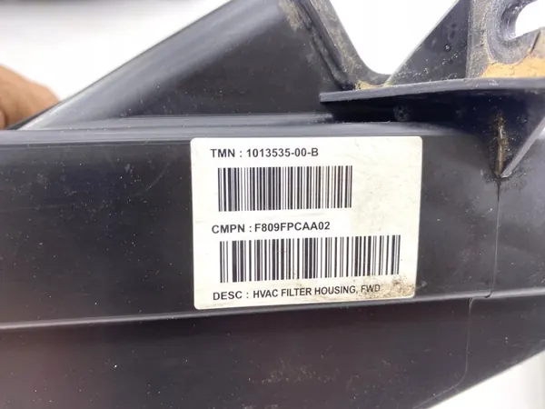 Tesla S Kupéfilter Hölje OEM 1013535-00-b image 7