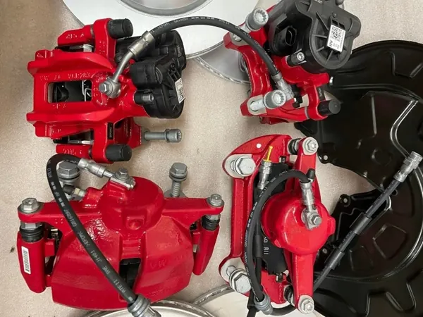 Disques & Étriers Frein GOLF 8 GTI OEM lukcars343 image 4