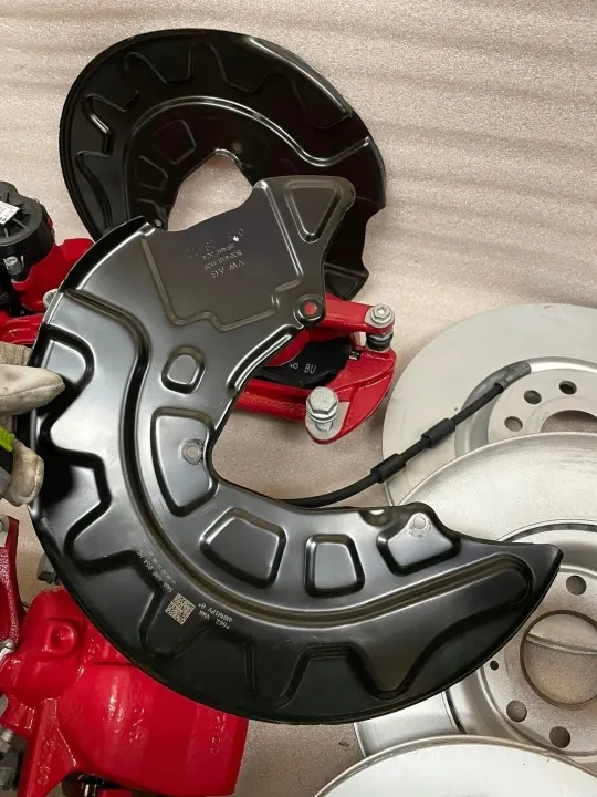 Disques & Étriers Frein GOLF 8 GTI OEM lukcars343 image 7
