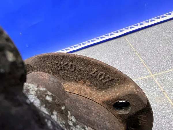 AUDI A4 A5 A6 A7 Q5 Mozzo Posteriore Sinistro 8R0505431F image 10