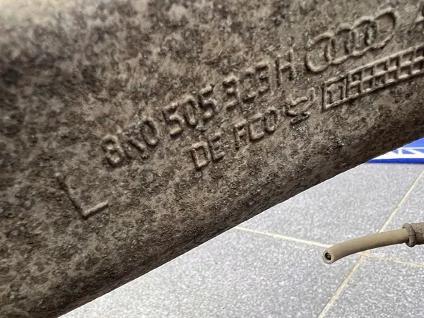 AUDI A4 A5 A6 A7 Q5 Mozzo Posteriore Sinistro 8R0505431F image 8