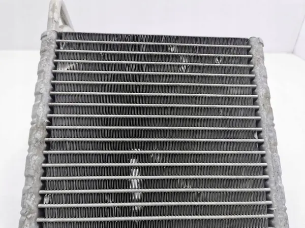 Volvo V60 2012 Lämmitysydin A/C OEM L5174007 image 9