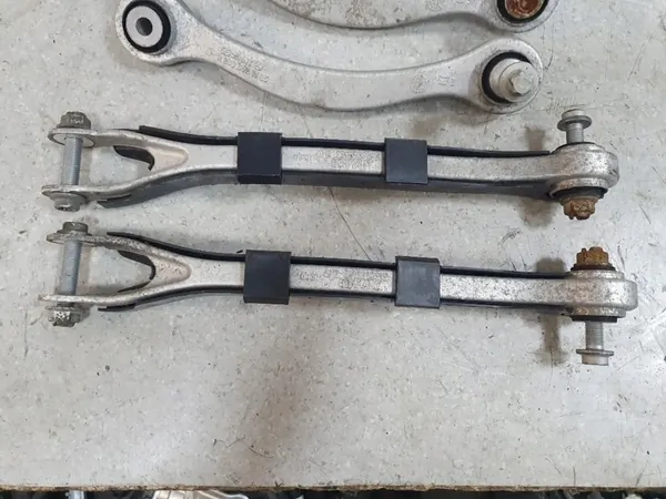 MERCEDES SL R230 2001-11 Set bracci posteriori OEM image 2