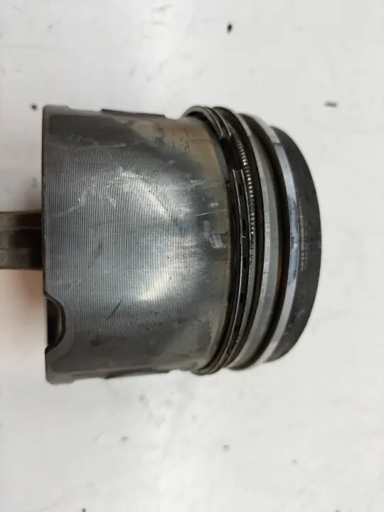 Piston Bielle 3.0 D M57 BMW Série 5 E39 OEM image 4
