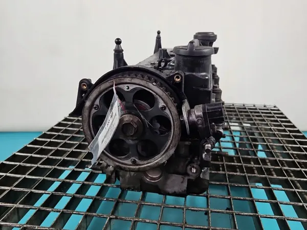 Opel Sylinterikansi OEM 55576872 Astra IV J 1.7 CDTI image 10