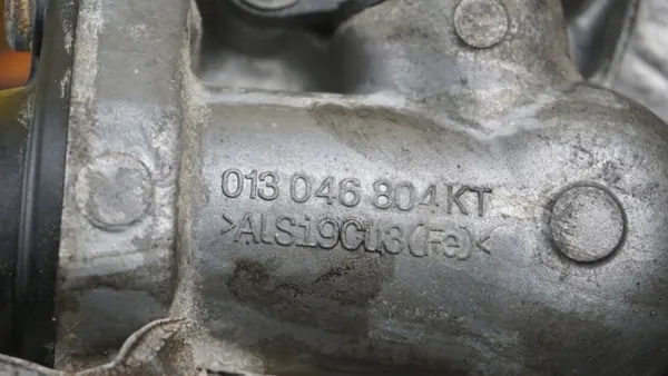 Pompe à eau Mercedes-Benz OEM 013046804KT - Occasion image 4