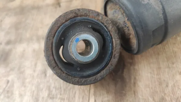 Amortisseur Arrière Droit OEM 519570960 pour Fiat 500 image 3